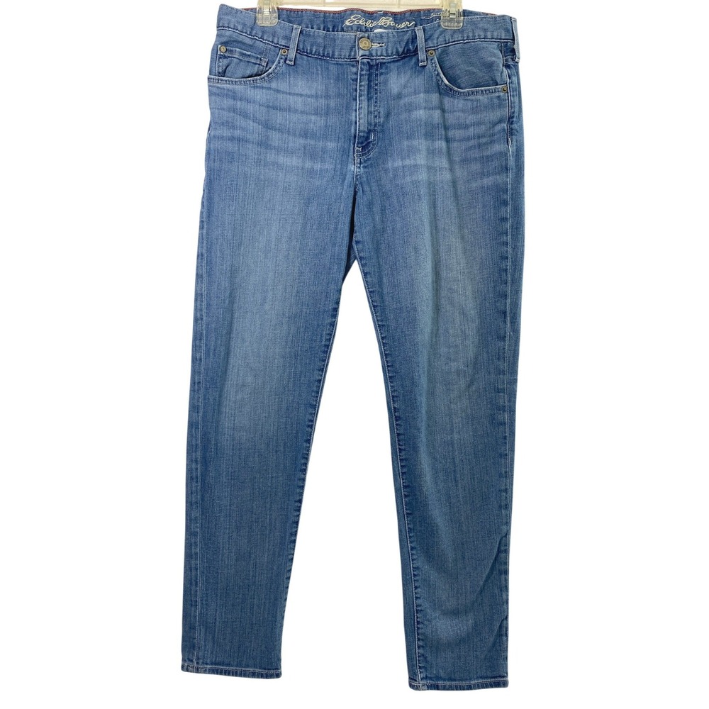 Eddie Bauer Jeans Womens 10 Boyfriend Slim Blue Light bWash Mid Rise Denim Pants